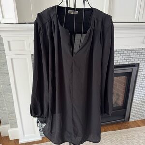 Women’s black chiffon blouse size XL, Pleione